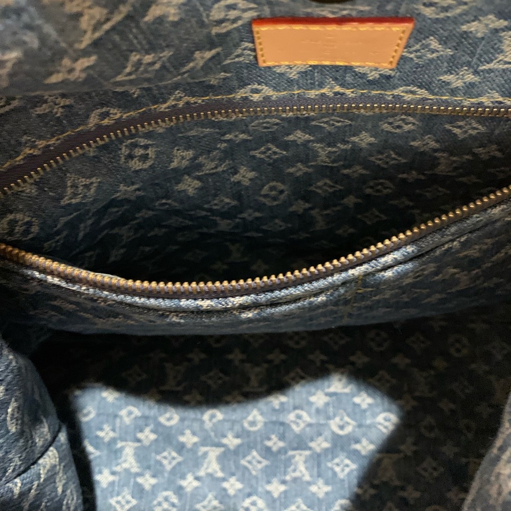 Must !Brand new rare Carry on MM Authentic denim Louis Vuitton purse. Limited… - Picture 9 of 16